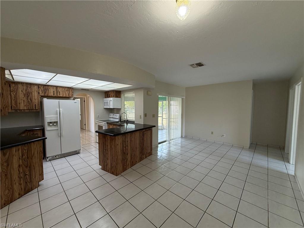 CAPE CORAL - Residential Lease