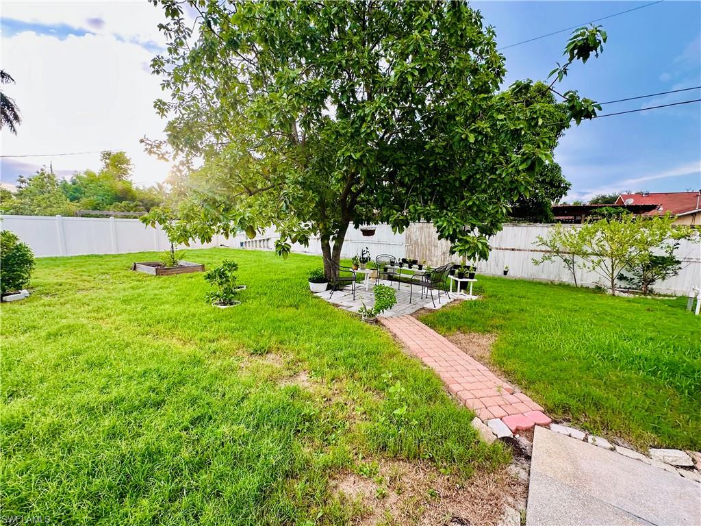 GOLDEN GATE CITY - Residential