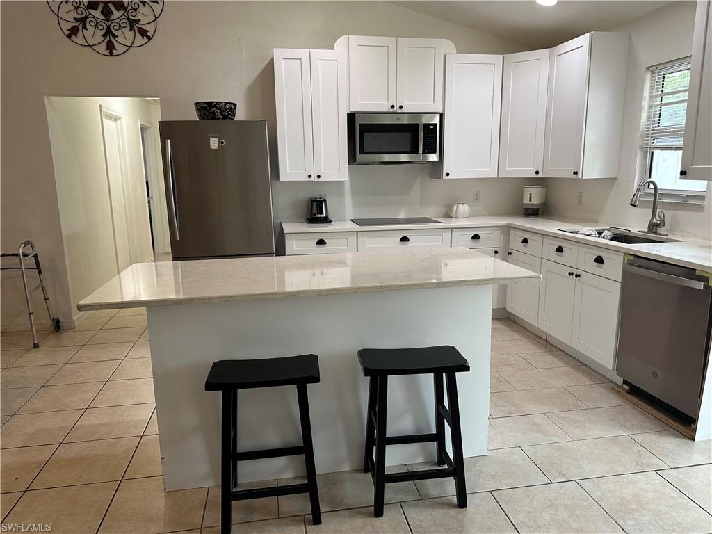 GOLDEN GATE CITY - Residential