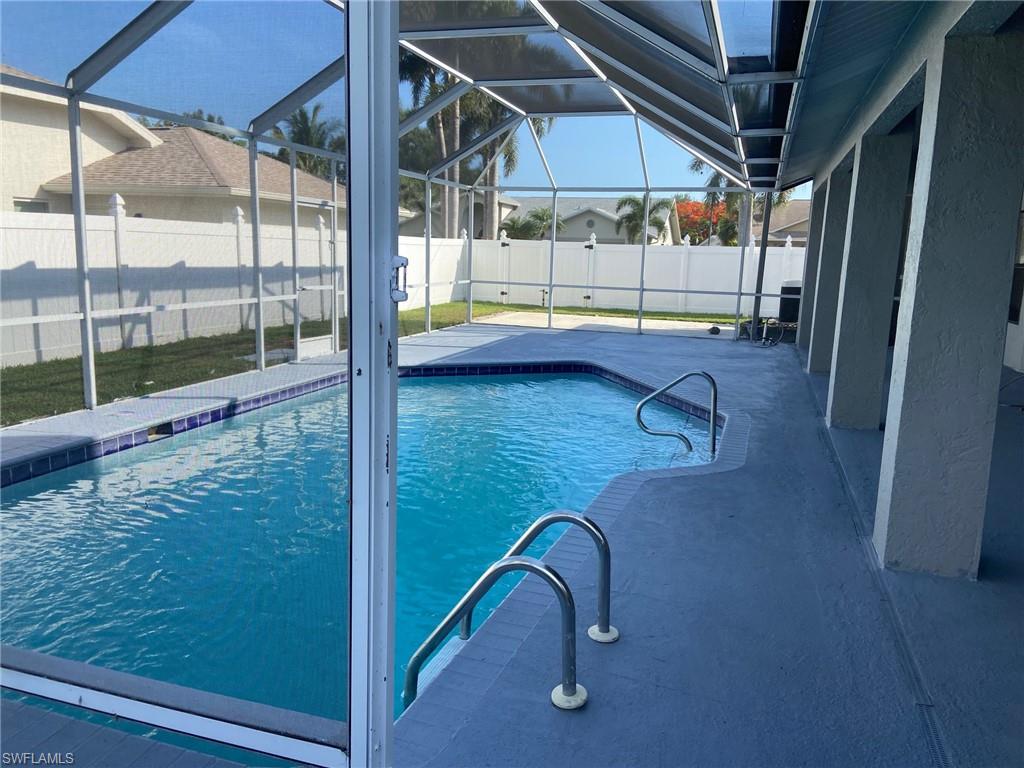 BANYAN COVE - Residential