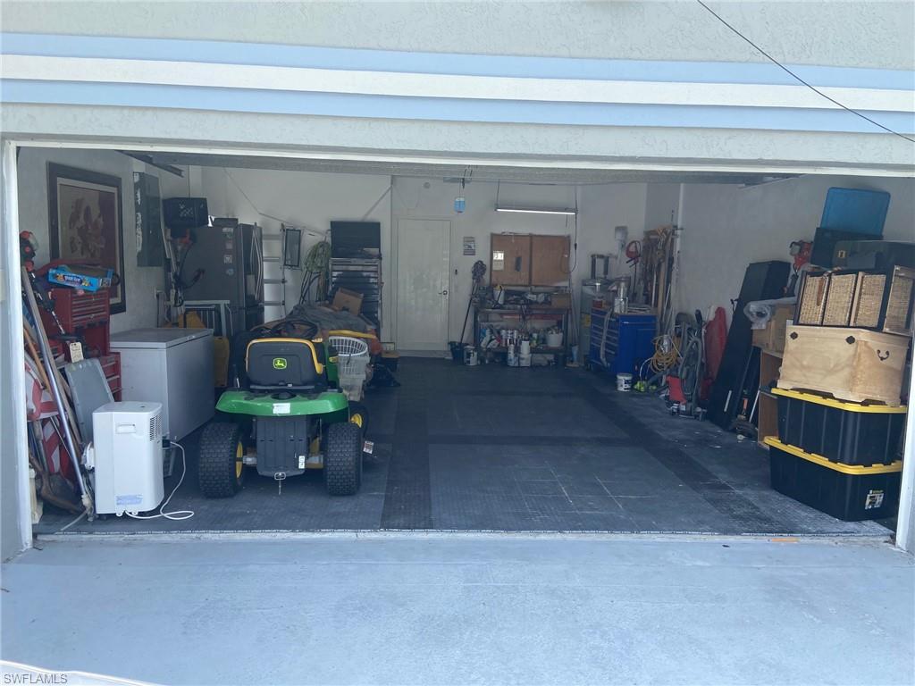 BANYAN COVE - Residential