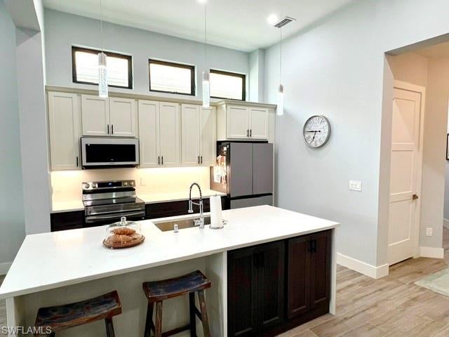 187 Eveningstar Cay