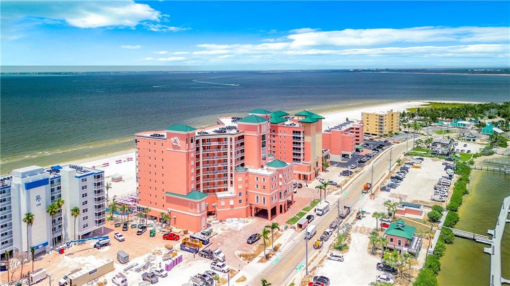 190 Estero BLVD 505