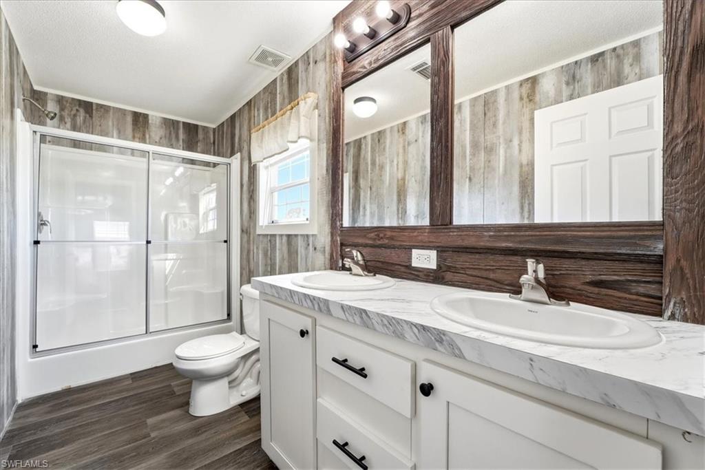 OLD BRIDGE VILLAGE - Residential