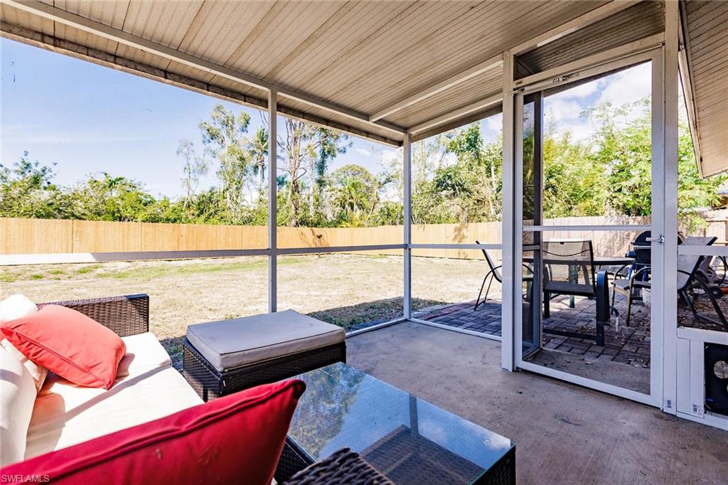 SAN CARLOS PARK - Residential