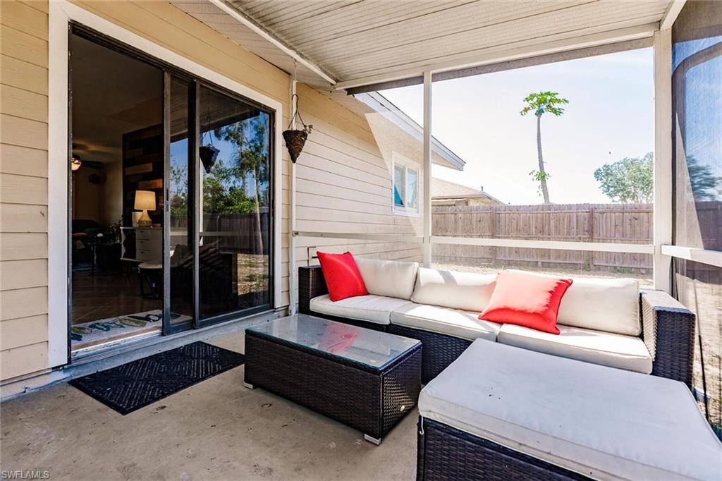 SAN CARLOS PARK - Residential