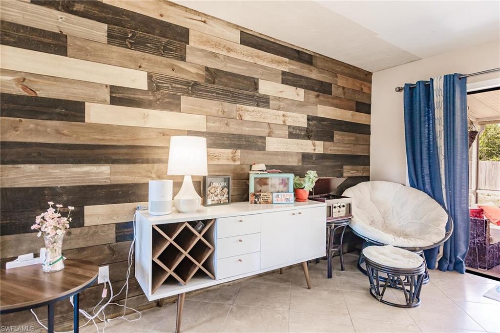 SAN CARLOS PARK - Residential