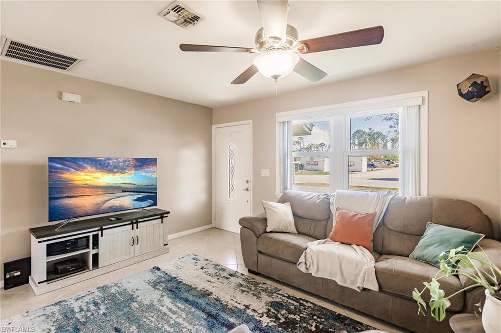 SAN CARLOS PARK - Residential