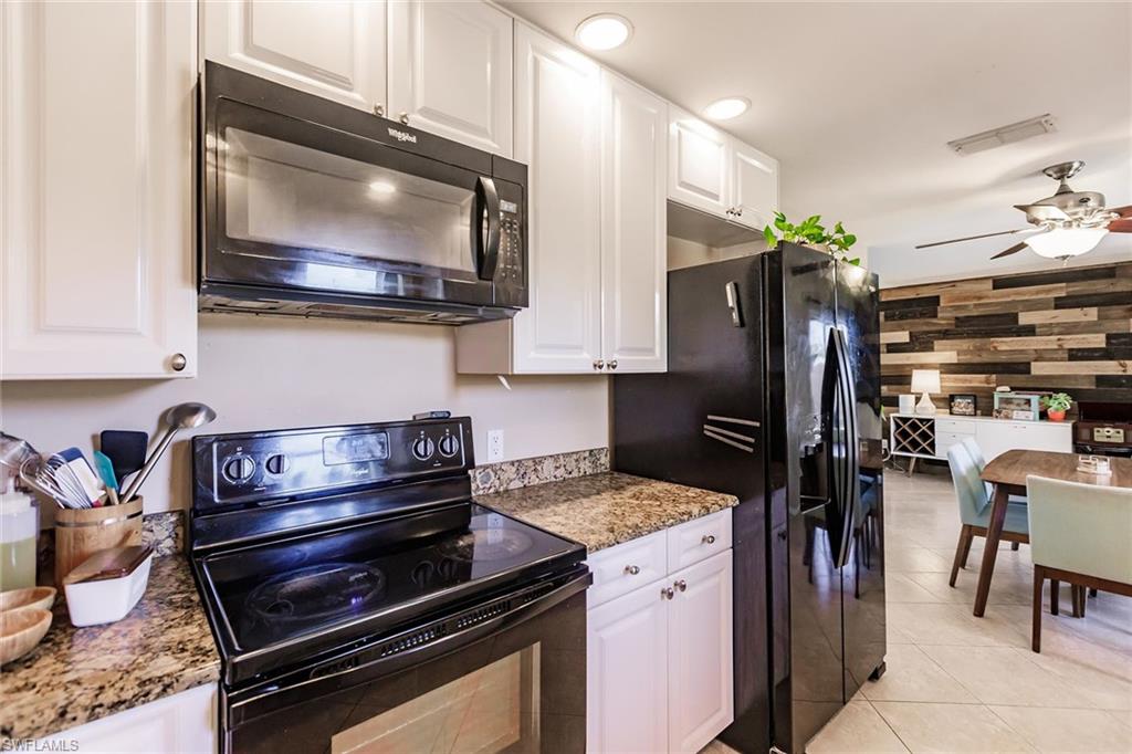 SAN CARLOS PARK - Residential