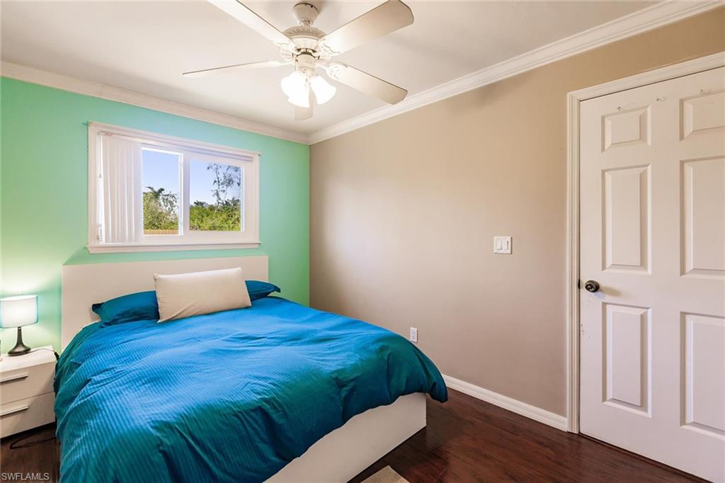 SAN CARLOS PARK - Residential