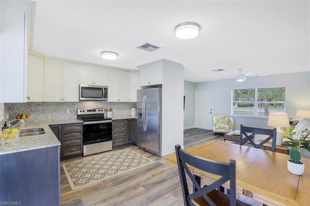 GOLDEN GATE ESTATES - Residential