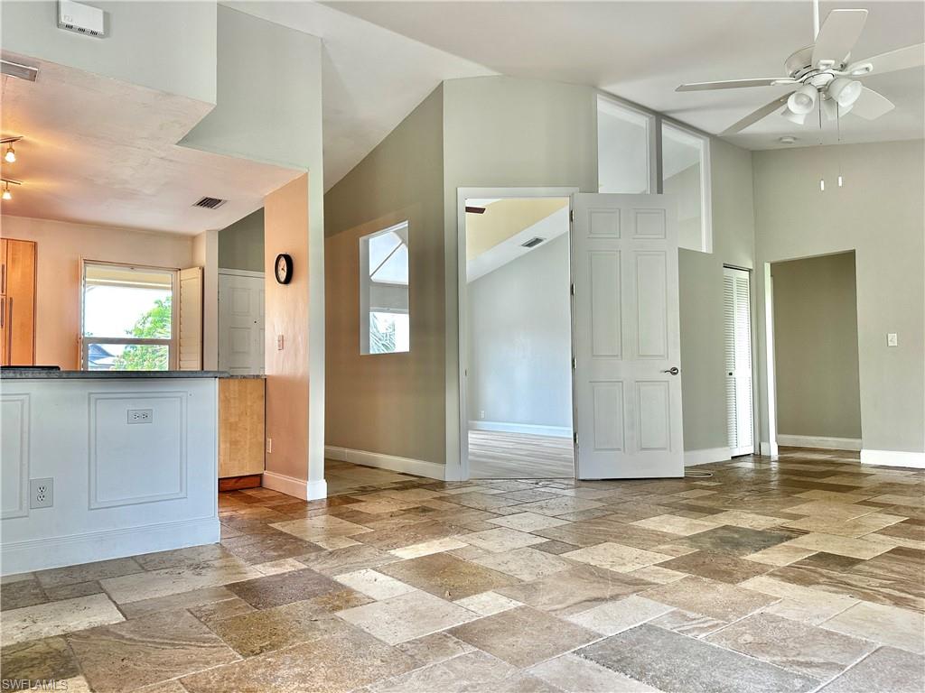 AROYAL PINES - Residential Lease