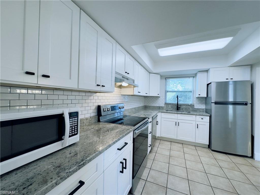 BONITA FARMS - Residential