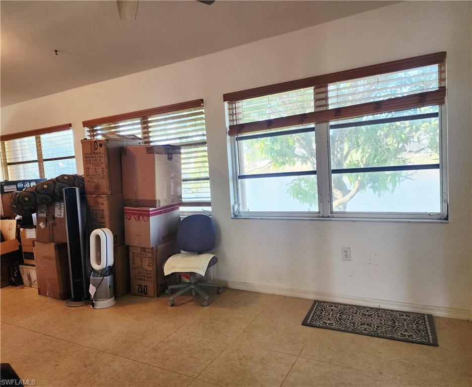 SAN CARLOS PARK - Residential