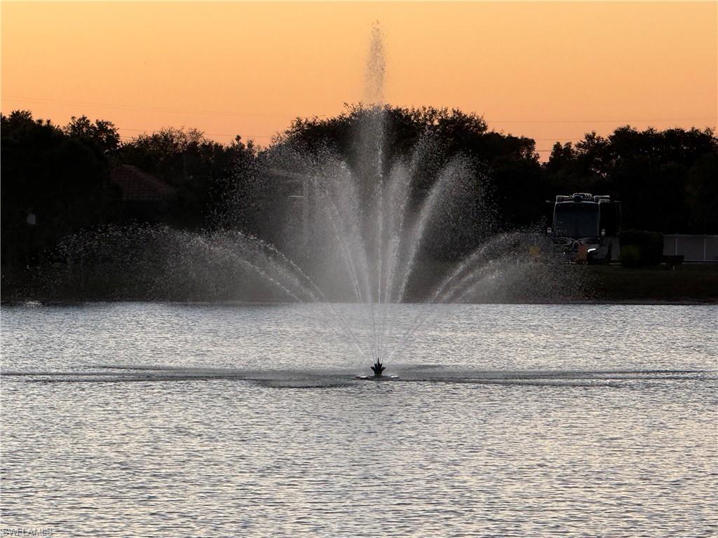 GOLDEN PALMS LUXURY MOTORCOACH RESORT - Land