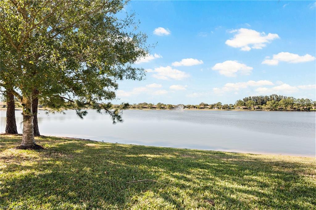 GOLDEN PALMS LUXURY MOTORCOACH RESORT - Land