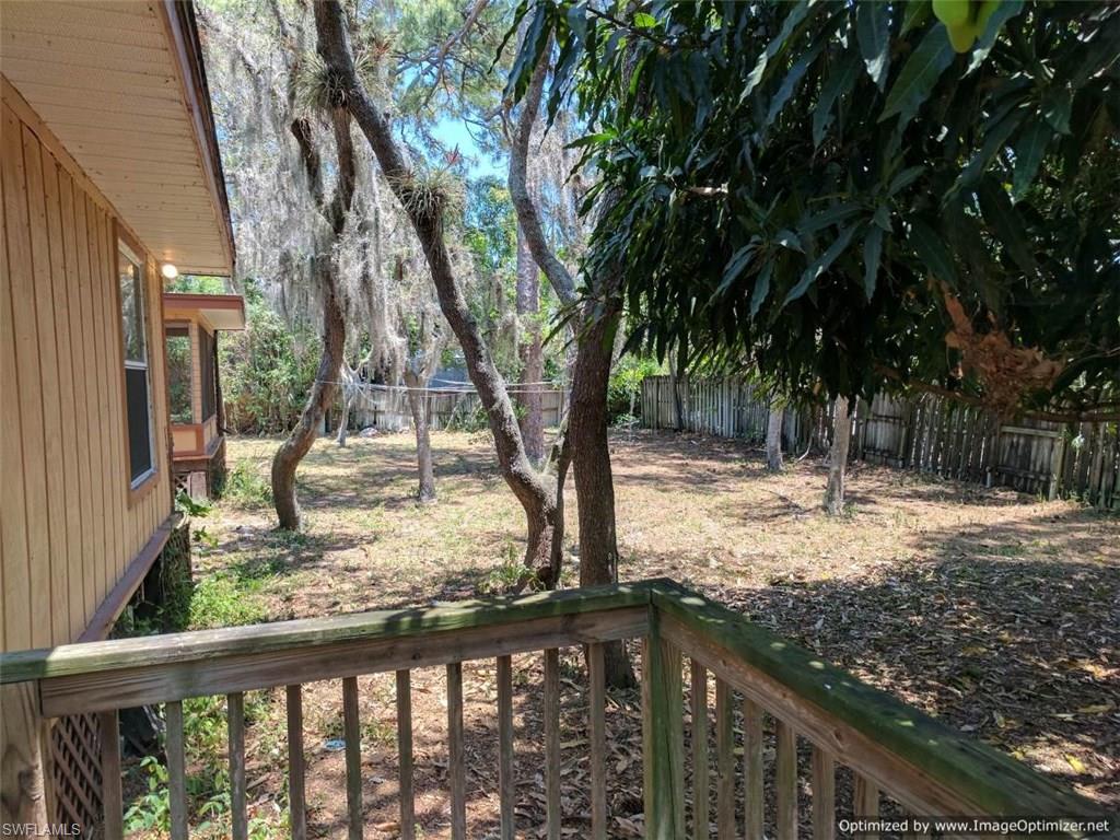 THOMAS ESTATES - Residential