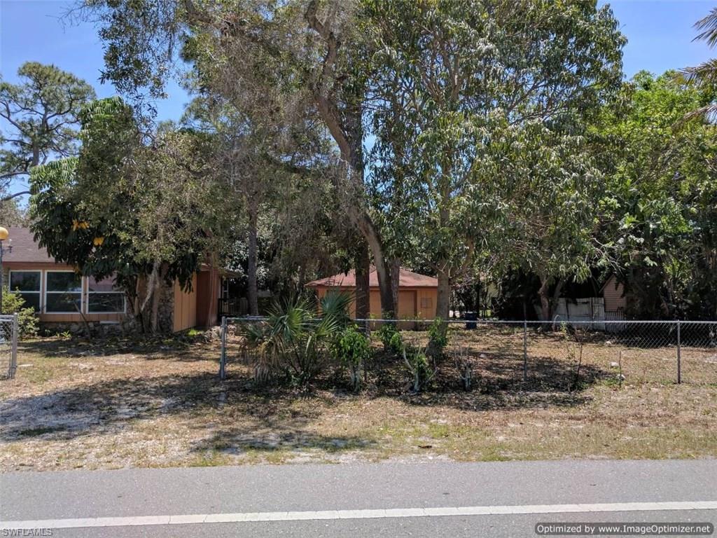 THOMAS ESTATES - Residential