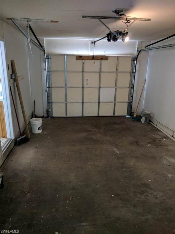 THOMAS ESTATES - Residential