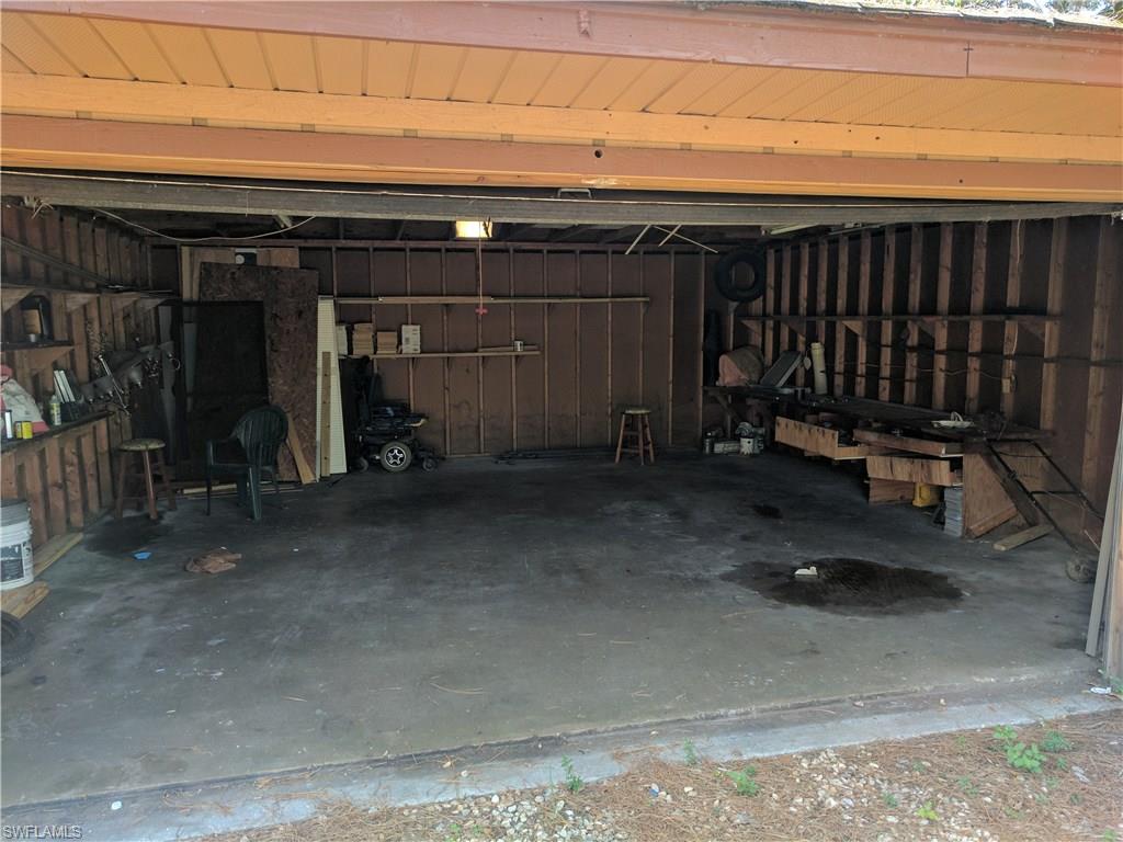 THOMAS ESTATES - Residential