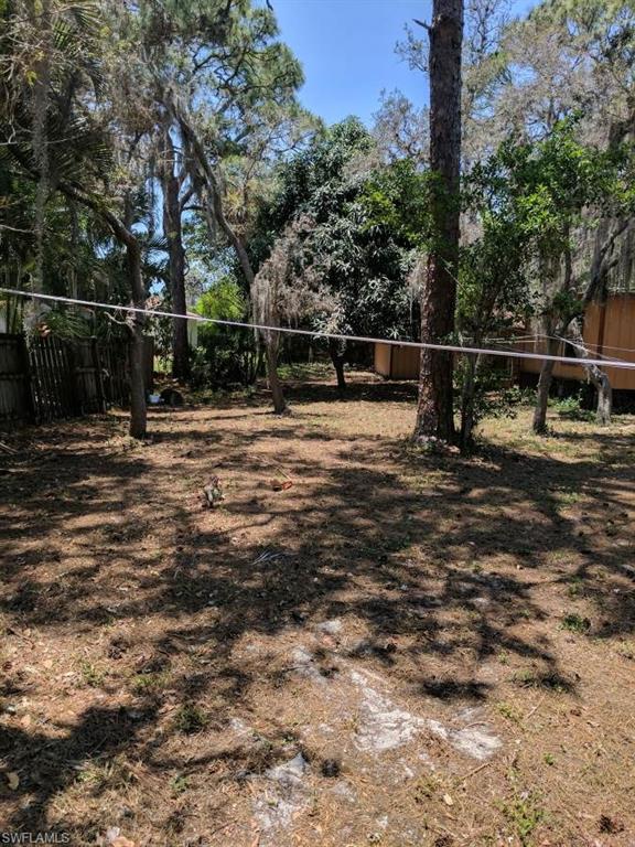 THOMAS ESTATES - Residential