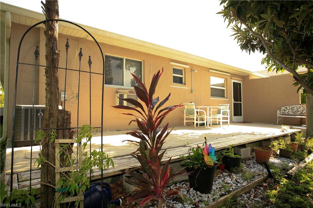 CAPE CORAL - Residential Lease