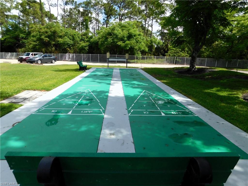 BEACON SQUARE - Residential Lease