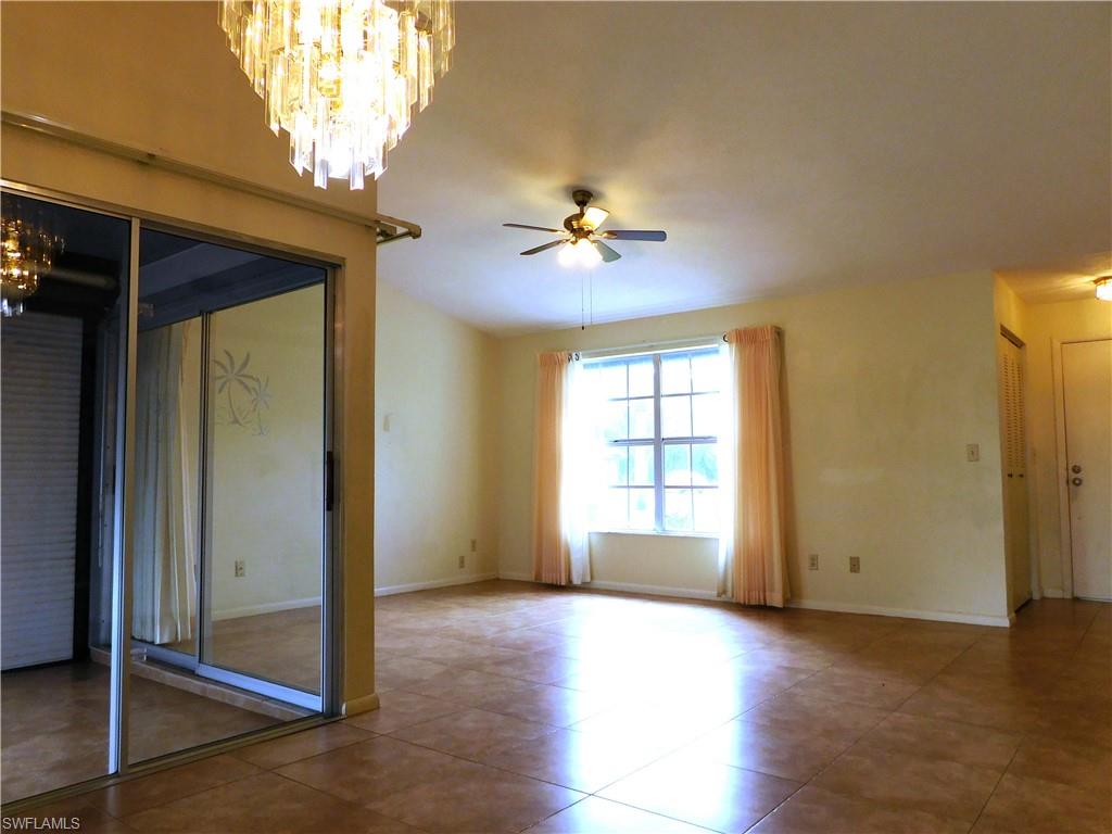 BEACON SQUARE - Residential Lease