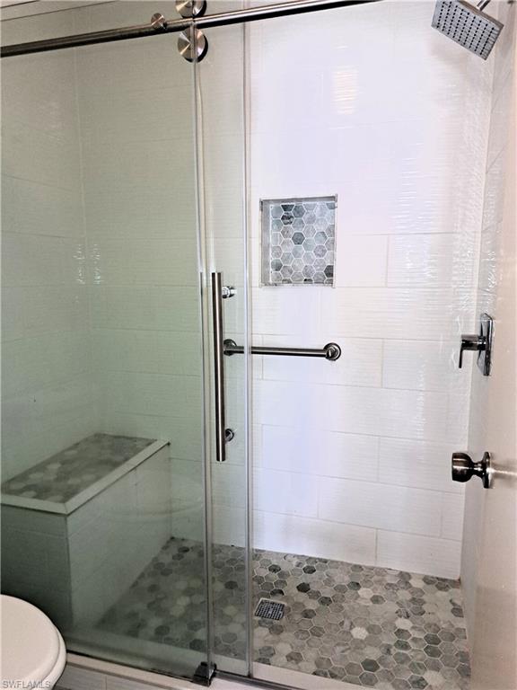 BEACON SQUARE - Residential Lease