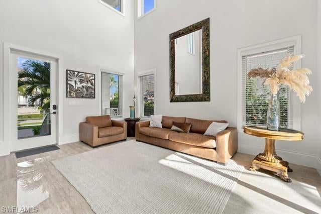 9222 Vanderbilt DR