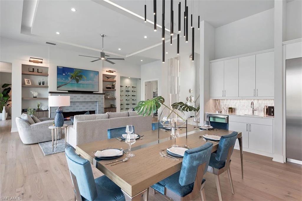 MARCO ISLAND - Residential