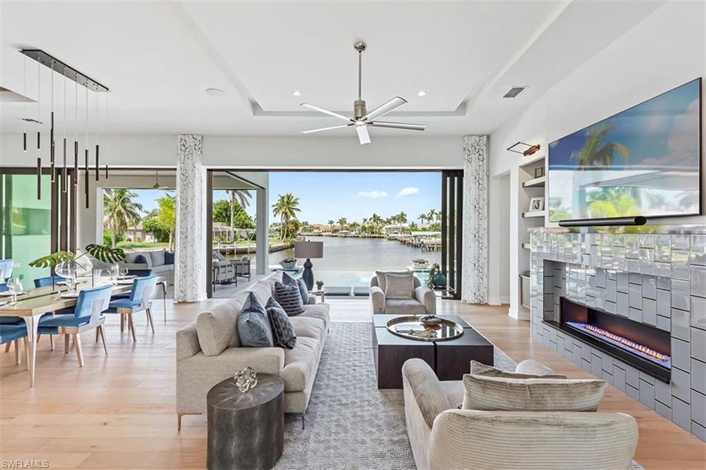 MARCO ISLAND - Residential