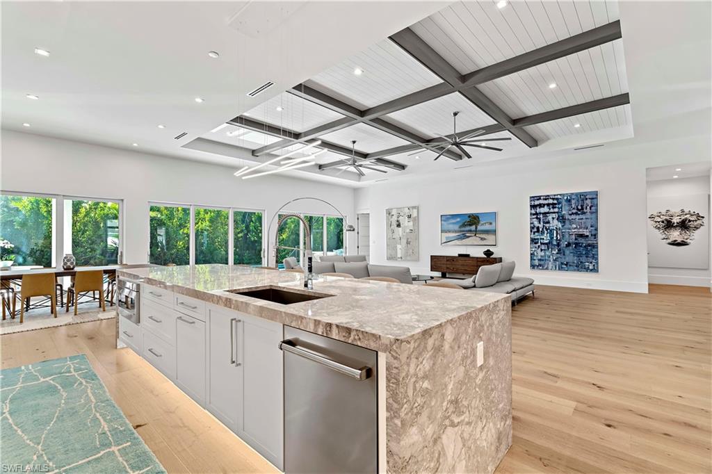 PARK SHORE - Residential