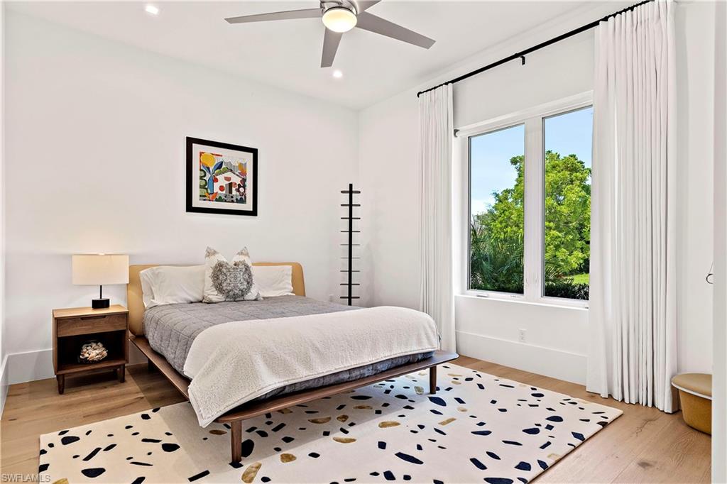 PARK SHORE - Residential