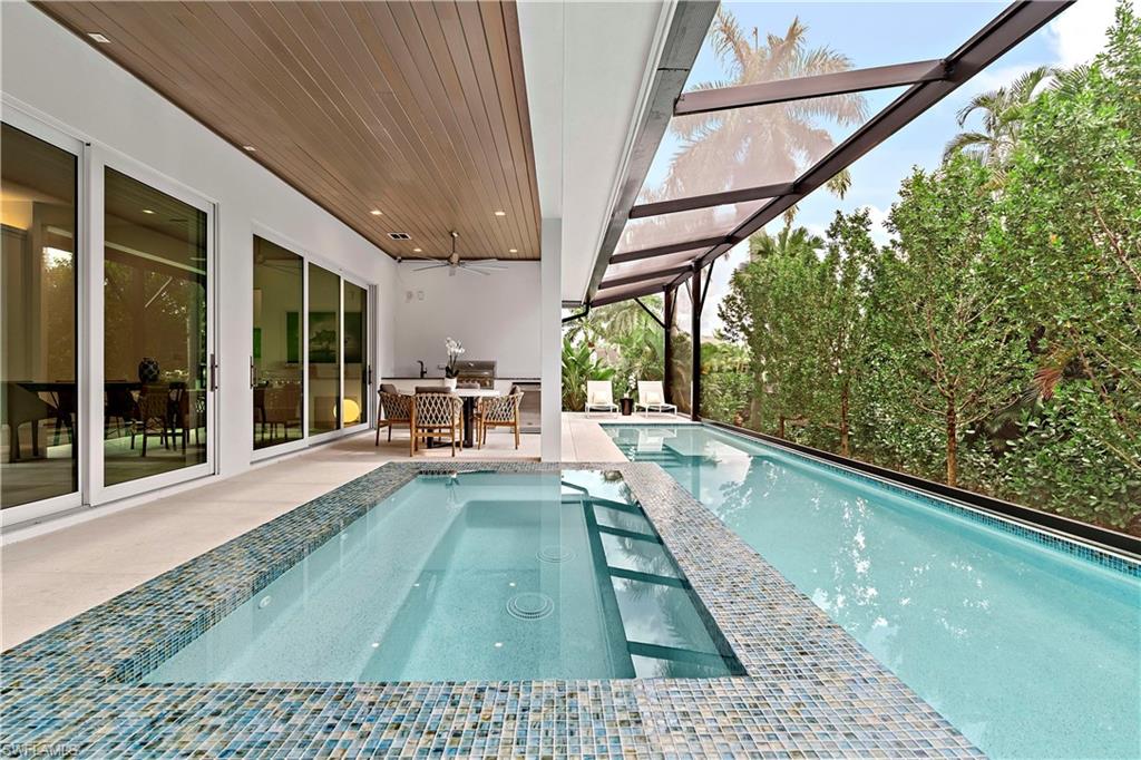 PARK SHORE - Residential