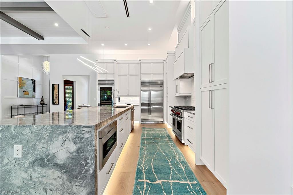 PARK SHORE - Residential