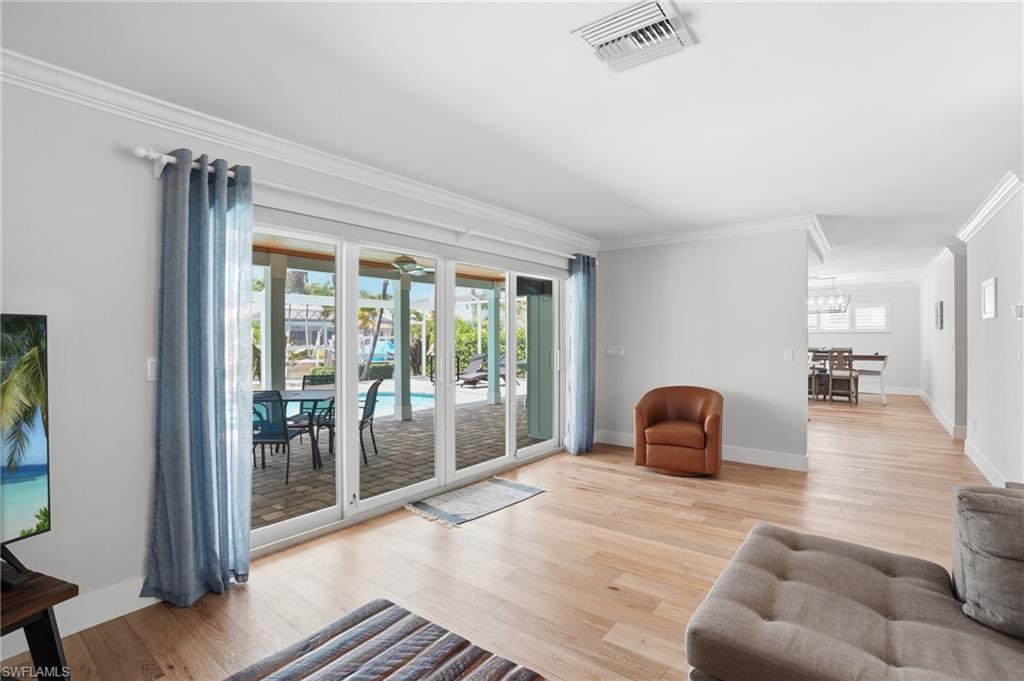 ROYAL HARBOR - Residential