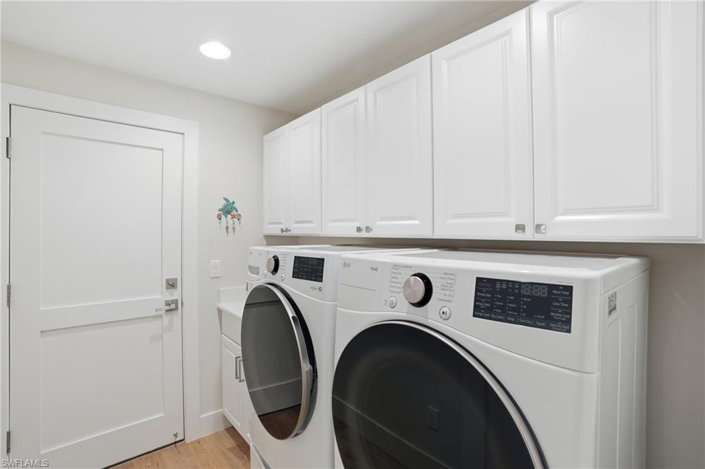 ROYAL HARBOR - Residential