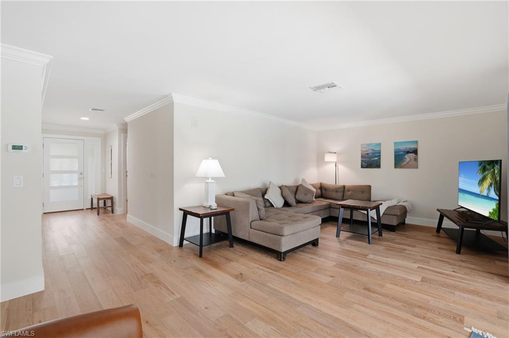 ROYAL HARBOR - Residential