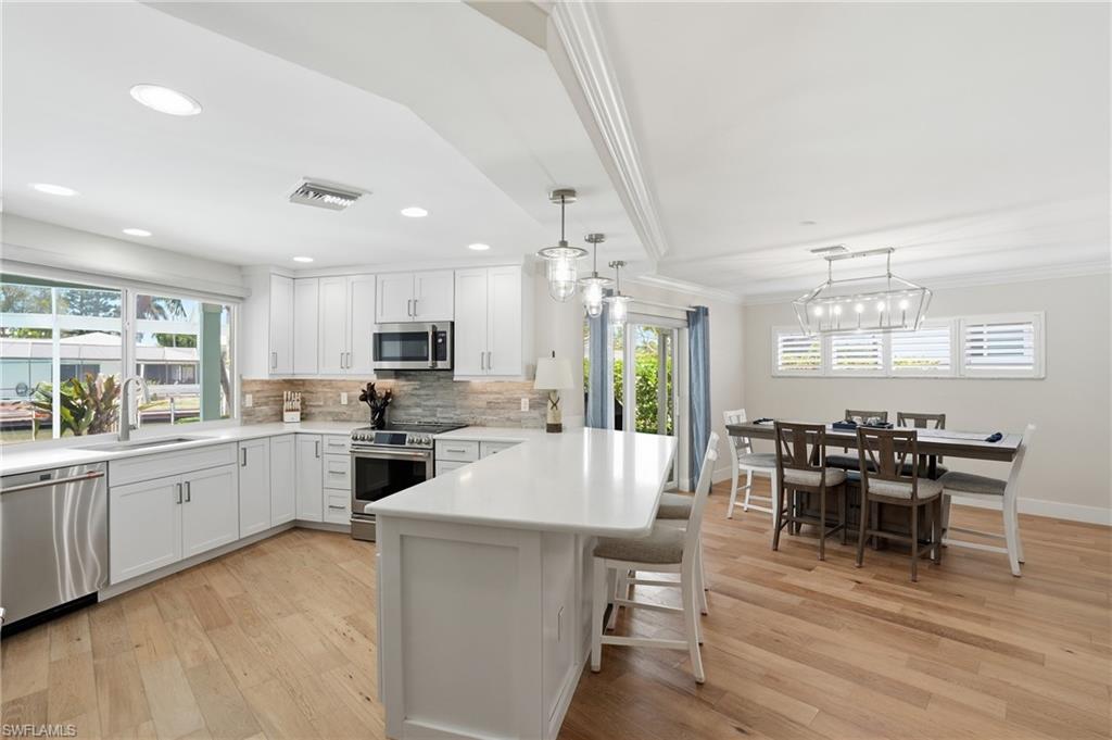 ROYAL HARBOR - Residential