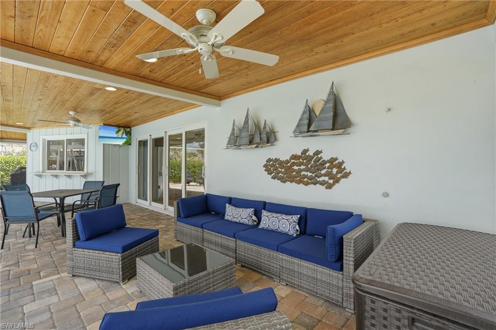 ROYAL HARBOR - Residential