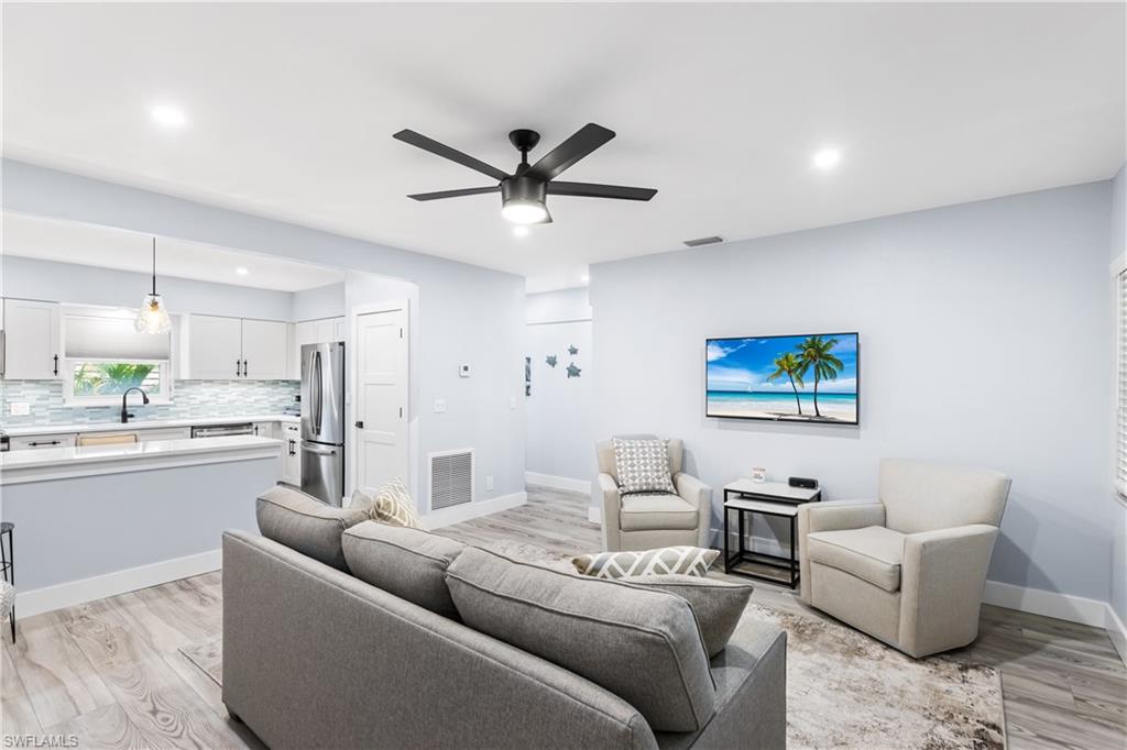 CHATELAINE - Residential