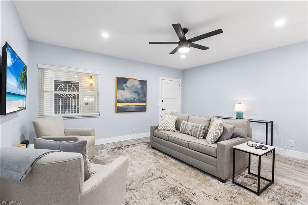 CHATELAINE - Residential