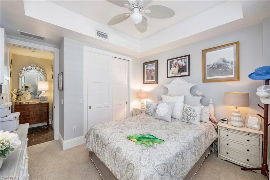 NAPLES SQUARE - Residential