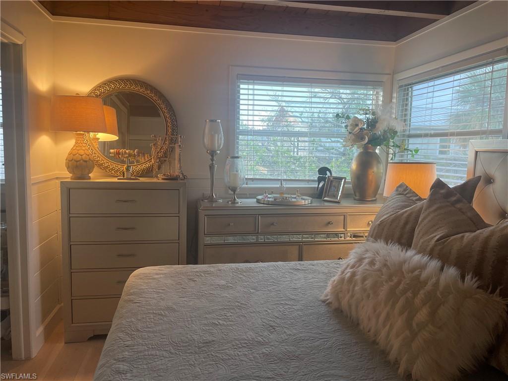 MCPHIE PARK - Residential