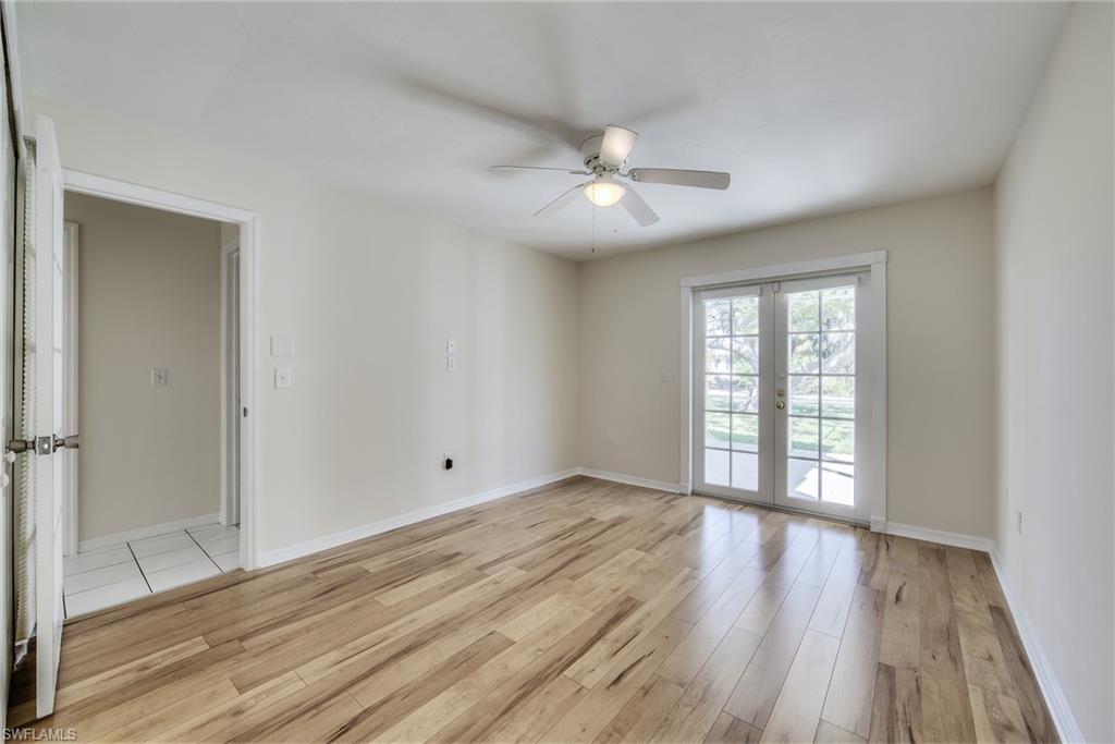 NAPLES PARK - Residential