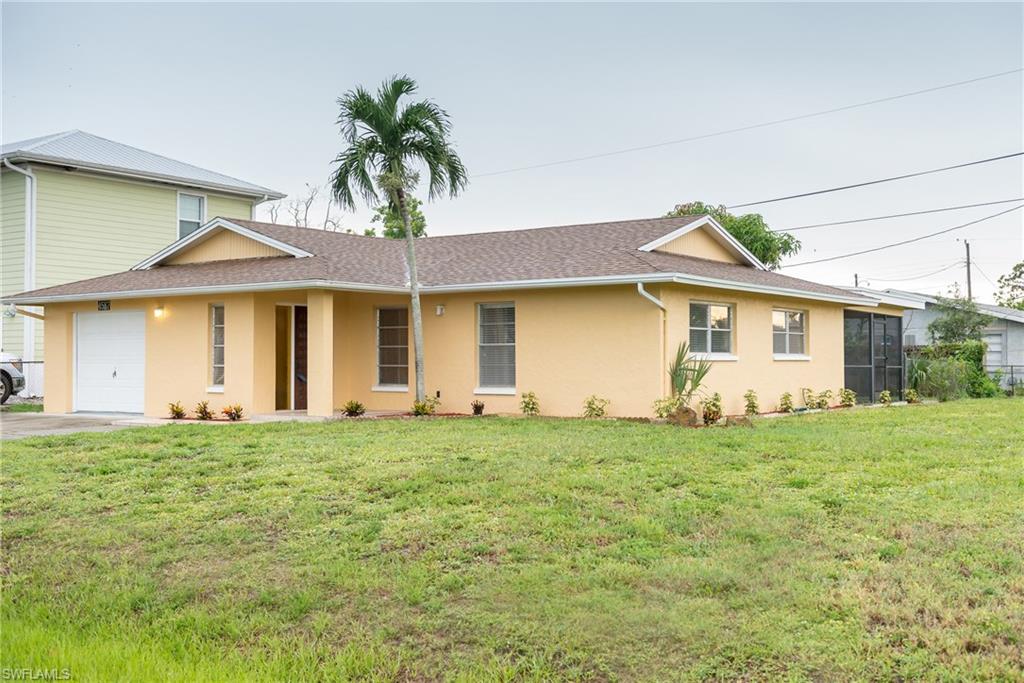 NAPLES TWIN LAKES - Residential