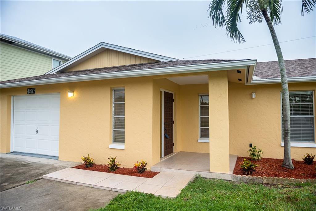 NAPLES TWIN LAKES - Residential