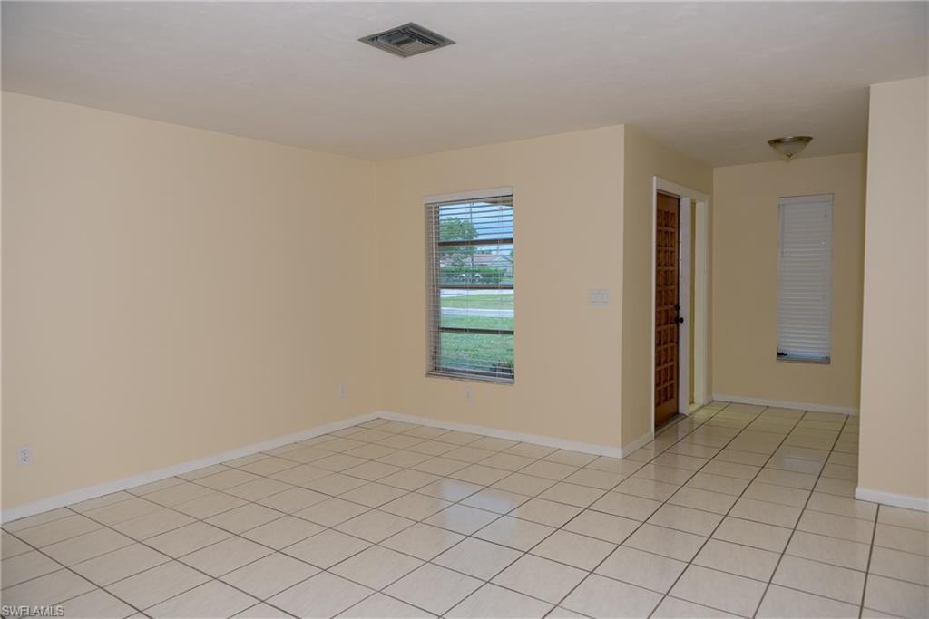 NAPLES TWIN LAKES - Residential