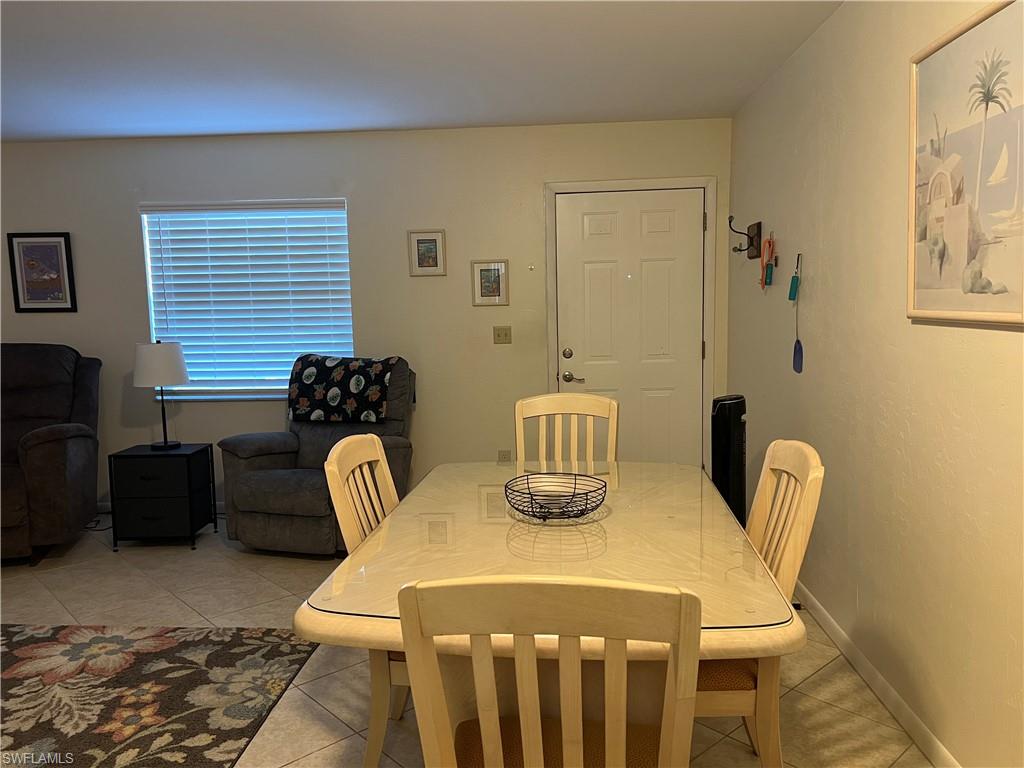 CONTEMPORARY  CONDO - Residential